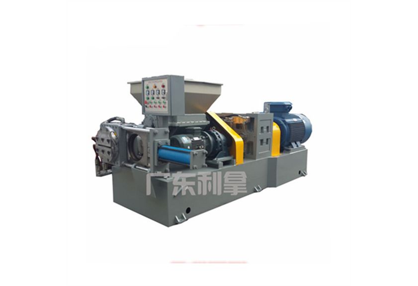 硅橡膠過濾擠出機：工業(yè)制造中的精密伙伴